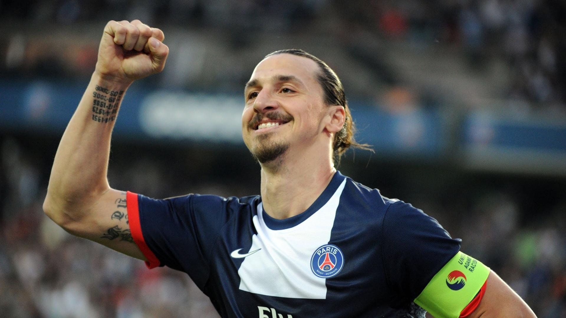 凯恩五赛季高光点燃绿茵场，阿森纳球迷复杂情绪沸腾，五季璀璨，死敌锋霸点燃绿茵；枪迷心绪如沸